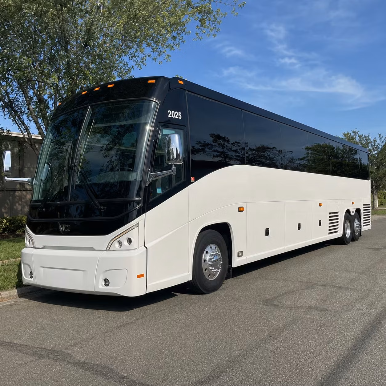 charter buses for redmond municipal events training days and agency shuttles