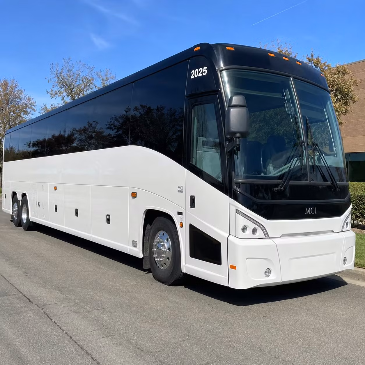climate pledge arena concert buses from redmond are easy to book