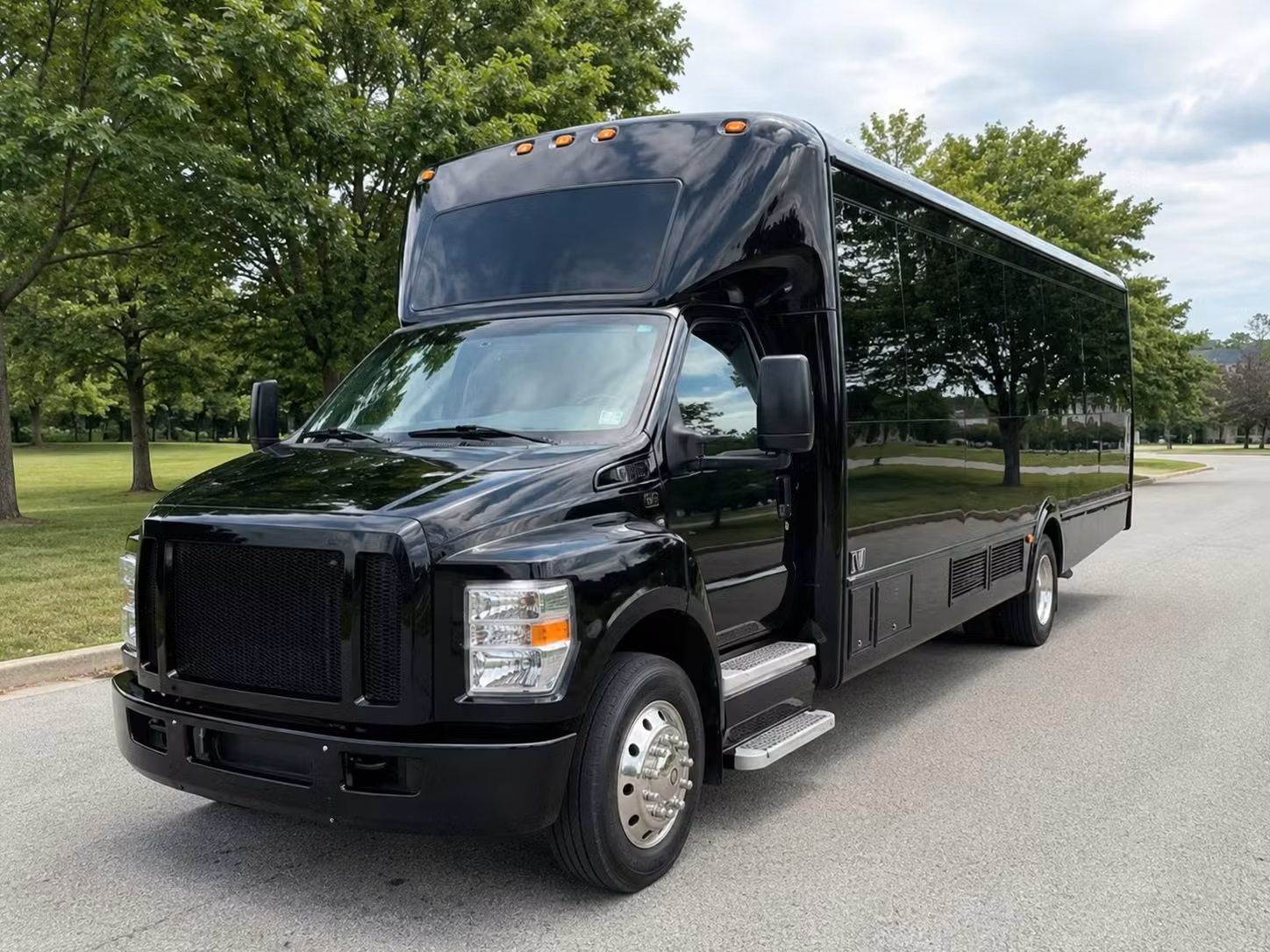 concert bus rentals in redmond