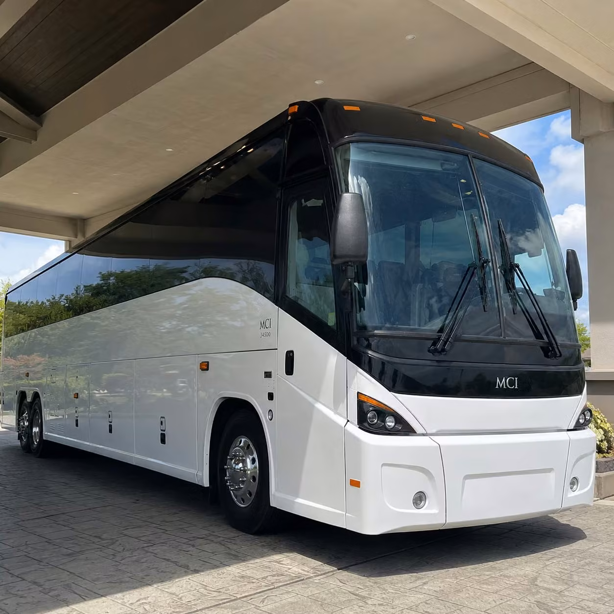 rather than splitting your group book one bus and ride together from redmond