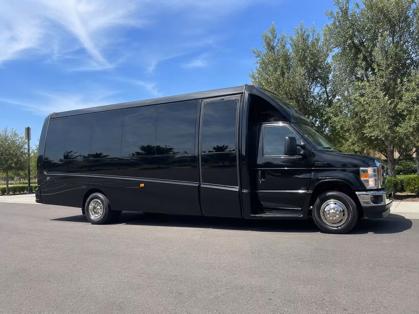 redmond bus rentals for school field trips
