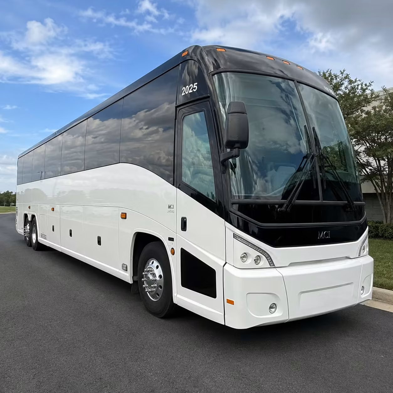 small group concert rides in redmond are just as easy to book